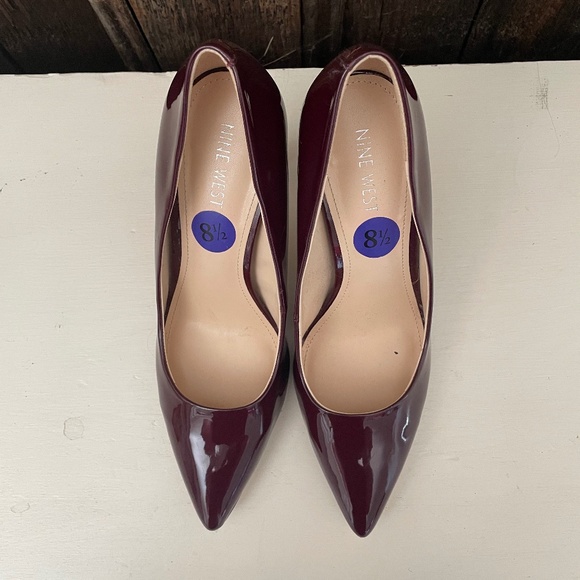 Nine West burgundy patent leather pumps - Picture 5 of 8